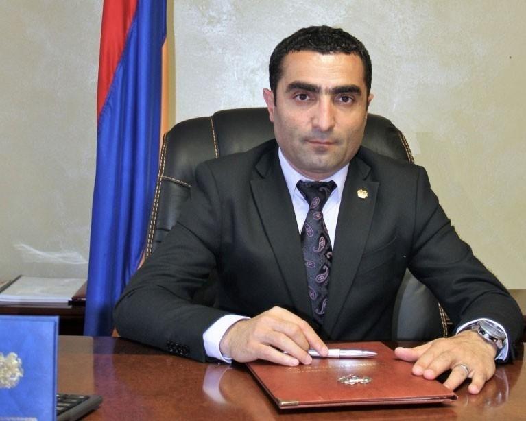 Մարզպետը բաց է թողել բողոքարկման ժամկետը. Նոր Գեղիի փողոցները Ֆրոնտիկ Թևոսյանի անունով կոչելու որոշման դեմ հայցը վերադարձվել է