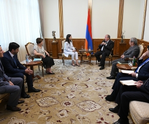 Արմեն Սարգսյանն ընդունել է «Դասավանդի՛ր, Հայաստան» կրթական հիմնադրամի ներկայացուցիչներին