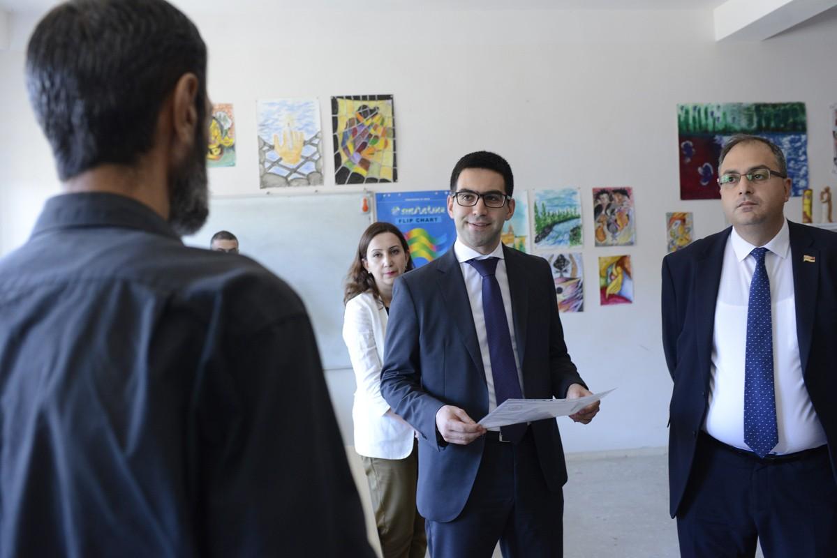 Armenian Justice Minister Tours Armavir Penitentiary