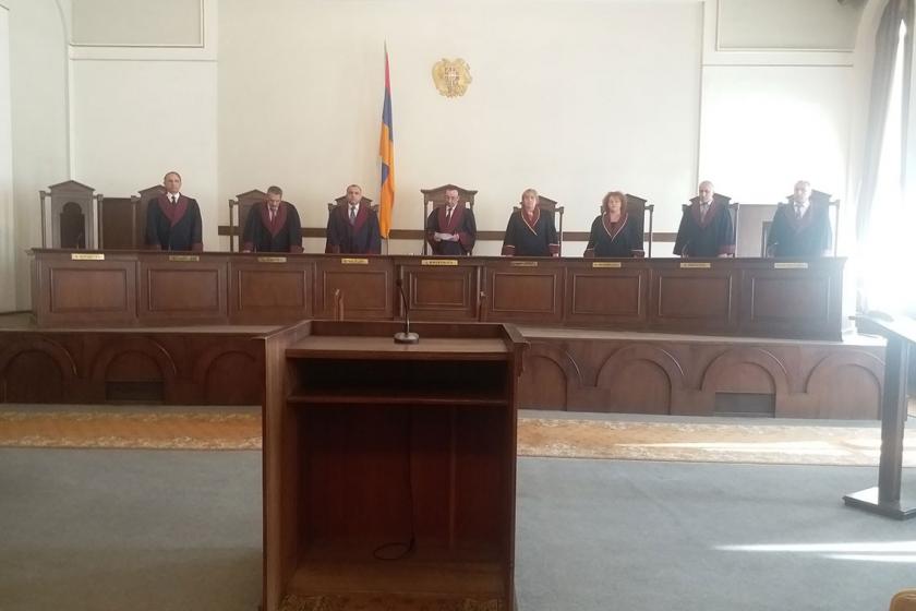 Конституционный суд РА огласил заключительную часть постановления по делу о заявлении Роберта Кочаряна