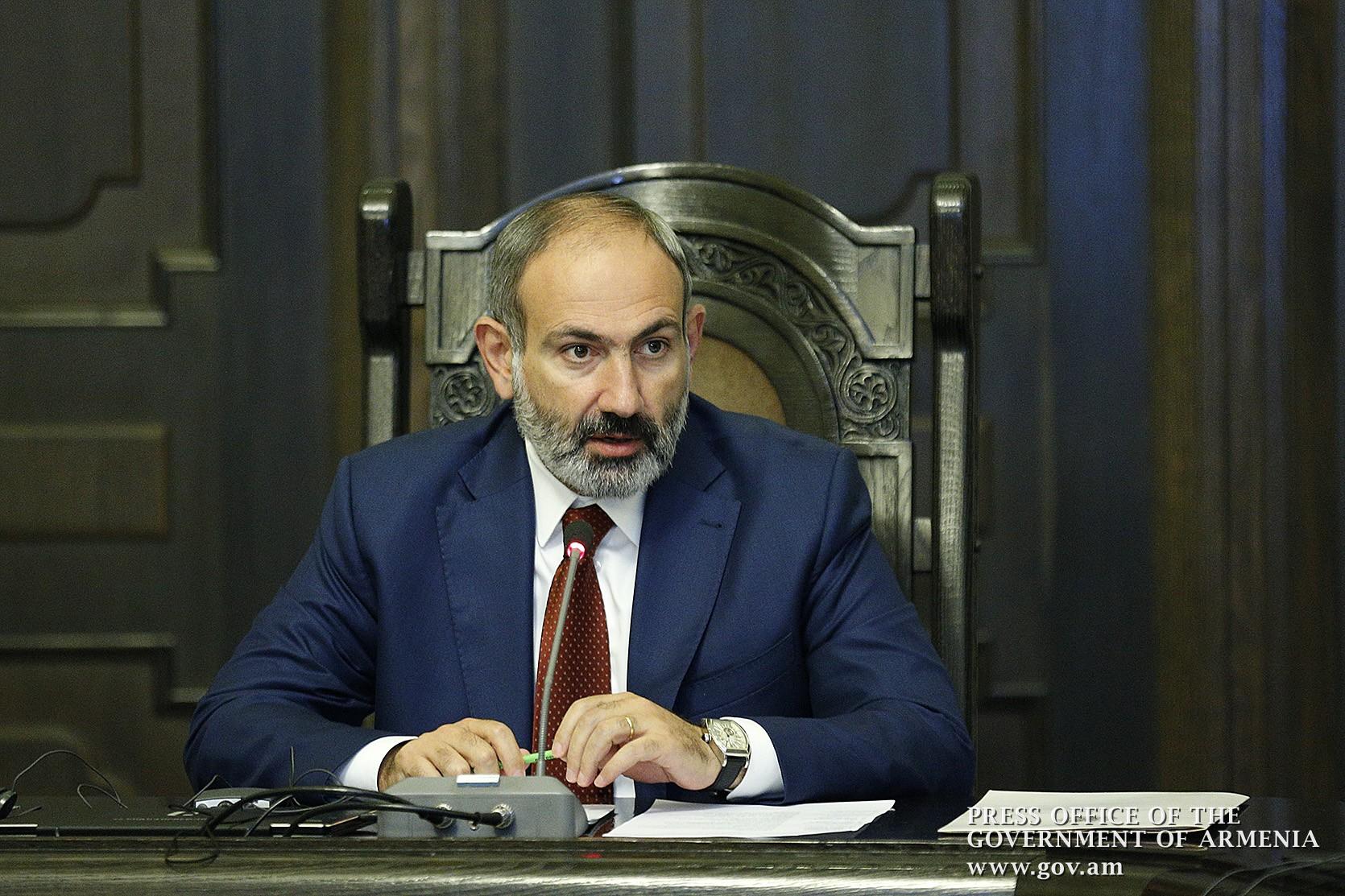 Премьер-министр провел обсуждение в связи с программой Амулсара