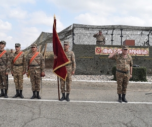 Մարտական դրոշ՝ զորամասին