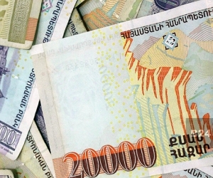 «Մարի Իզմիրլյան» մանկատնից յուրացում կատարելու գործով ամբաստանյալներն  արագացված դատաքննություն են պահանջել