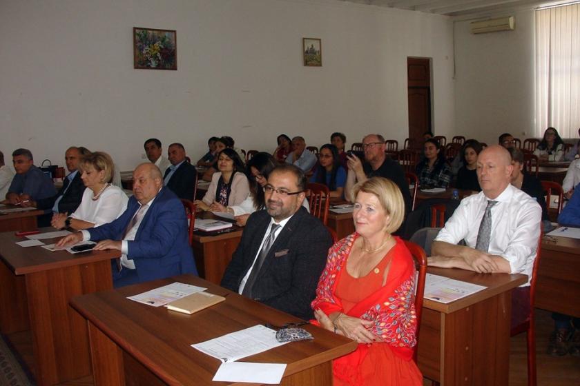 Ուսանողներն ուսումնասիրում են բույսերի մոլեկուլյար կառուցվածքը եւ փոփոխությունները սեփական փորձով. ամփոփվում է հայ-նորվեգական գիտակրթական ծրագիրը