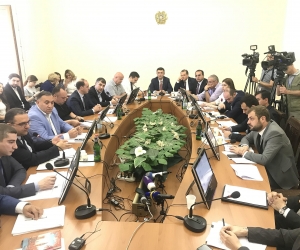ԱԺ հանձնաժողովը դրական եզրակացություն տվեց «Էներգաիմպեքս» և «Հայփոստ» ՓԲԸ-ները մասնավորեցման ցանկից հանելու Կառավարության առաջարկին