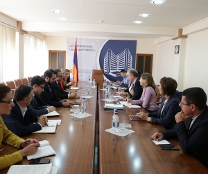Տիգրան Խաչատրյանը Արժույթի միջազգային հիմնադրամի պատվիրակության հետ քննարկել է կառուցվածքային բարեփոխումները