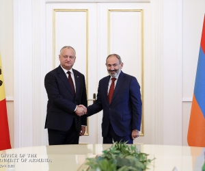 Pashinyan to Moldova President: Let’s Strengthen our Political and Economic Ties