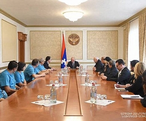 Artsakh President Meets with Visiting Chevy Chase and Fresno Physicians