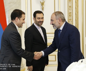 Премьер-министр принял посла Ирана в Армении