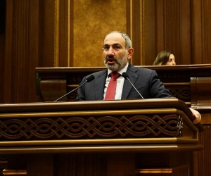 Pashinyan Says July Decision to Increase Ministers' Salaries Was Adequately Debated