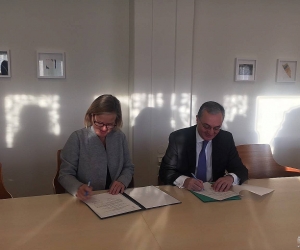 Armenian Foreign Minister Signs Agreement with Swedish International Development Cooperation Agency