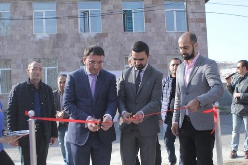 Converse Bank Wraps Up Program to Promote Healthy Lifestyle with Opening of Sportsfield in Nor Hatchn