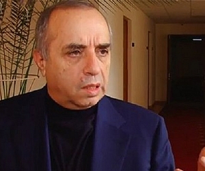 Դատարանը քննում է ՄԱՊ-ի Ալիկ անունով հայտնի Ալեքսան Պետրոսյանին կալանավորելու` ՀՔԾ-ի միջնորդությունը