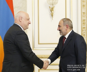 Премьер-министр принял председателя Парламентской ассамблеи ОБСЕ Георгия Церетели