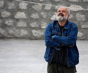 Charlie Khachadourian: Exploring the Congruence of Sculpture and Place