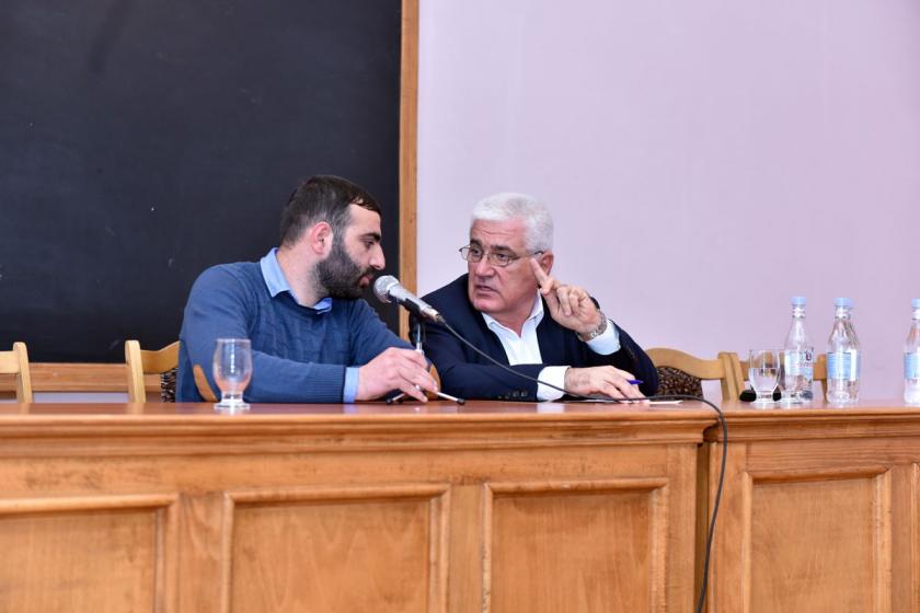 ԵՊՀ ռեկտորի պաշտոնակատար Գեղամ Գևորգյանը հանդիպել է դասախոսներին և ուսանողներին