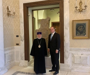 Catholicos Garegin II Receives EastWest Institute CEO William Parker