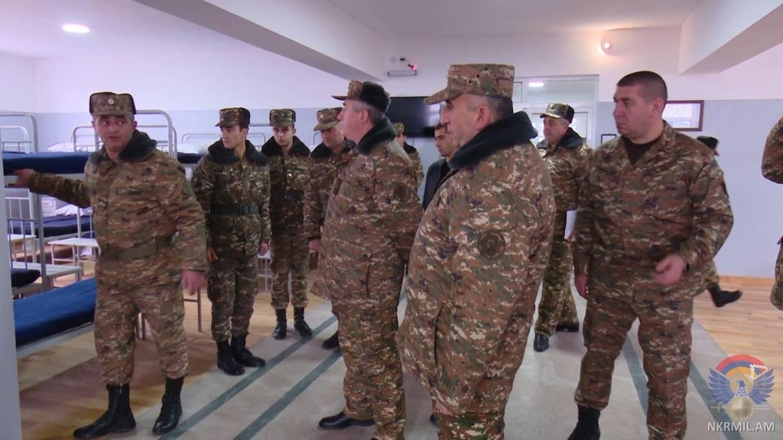 ՊԲ հրամանատարն այցելել է մարտական հերթապահություն իրականացնող ՊԲ զորամասերից մեկը