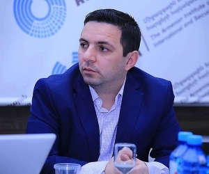 “В Тегеране надеются, что Трамп проиграет выборы кандидату демократов, и новый президент будет проводить менее враждебную по отношению к Ирану политику”