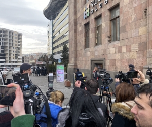 «Էրեբունի Պլազա» հյուրանոցում կրակոցներ արձակած անձից զենքն առգրավվել է (թարմացվող)