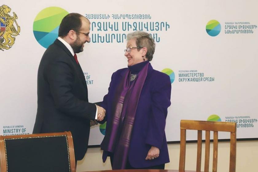 Armenian Environment Minister Meets with EU Officials