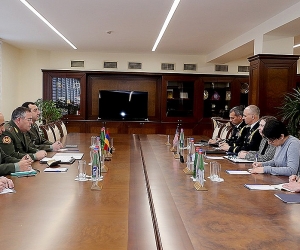 ԶՈւ ԳՇ պետ, գեներալ-լեյտենանտ Արտակ Դավթյանն ընդունել է ԱՄՆ դեսպանին
