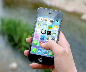 Впервые прибыль рынка Интернет-услуг превысила прибыль рынка мобильной связи