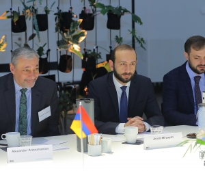 Armenian Parliamentary Delegation Visits Offices of Confederation of Danish Industry