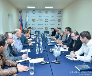 Մարդու իրավունքների պաշտպանին առընթեր փորձագիտական խորհրդի նիստում քննարկվել են զորամասեր կատարած այցի արդյունքները