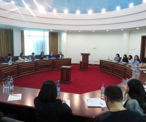 Արտակ Բեգլարյանը հանդիպել է Արցախի և Տավուշի մի խումբ երիտասարդներին