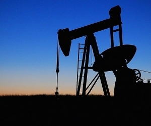 Նավթի գինը բարձրանում է