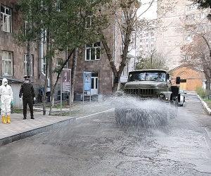 Ни у кого из пяти заразившихся коронавирусом военнослужащих пневмонии нет