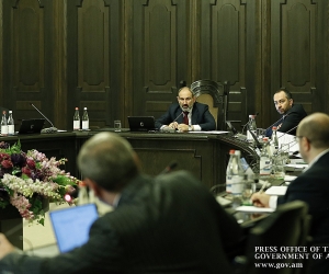 Նիկոլ Փաշինյան. «Հակաճգնաժամային միջոցառումների կարևոր բաղադրիչ պետք է լինի մարդկանց հեռանկարներ ցույց տալը»