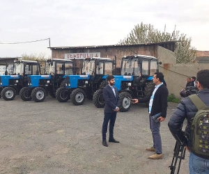 Անվավոր տրակտորներ են տրամադրվել Գեղարքունիքի և Արագածոտնի մարզերի երկու համայնքի արոտօգտագործողների կոոպերատիվներին  
