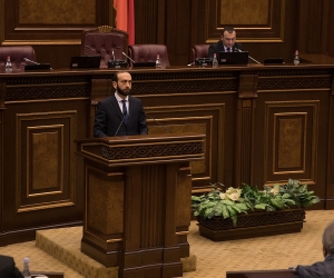 Арарат Мирзоян: “В администрации НС есть вирусоноситель”