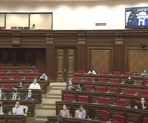Pashinyan Says It's Too Early to Summarize 2020 Economic Impact of Coronavirus Pandemic