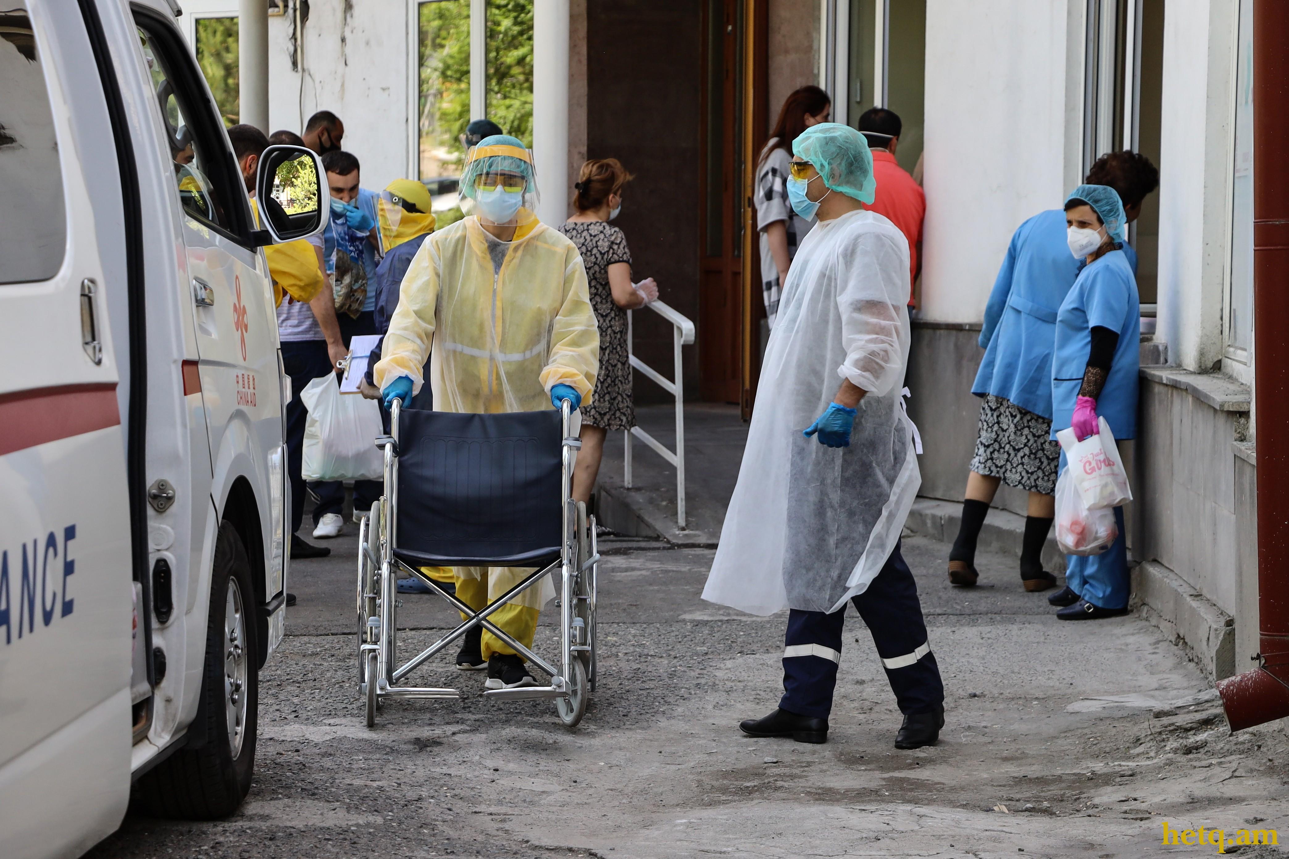 Эстония отправила медучреждениям Лори медицинские принадлежности и средства защиты