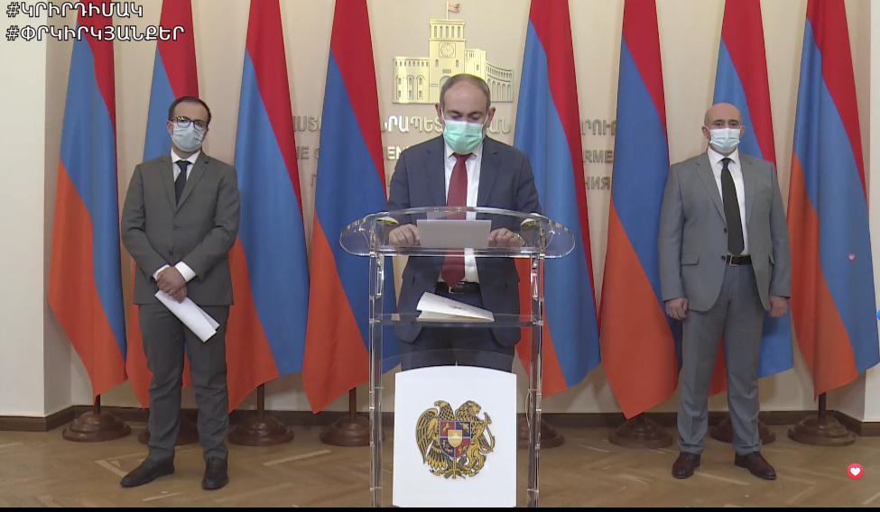 «Հայաստանում մարդիկ զանգվածաբար դիմակ չեն կրում». ճեպազրույց՝ պարետատան նիստից հետո