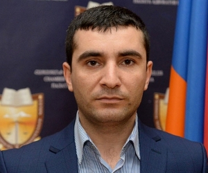Ռոմեն Ահարոնյանը նշանակվել է Սյունիքի մարզի առաջին ատյանի ընդհանուր իրավասության դատարանի դատավոր