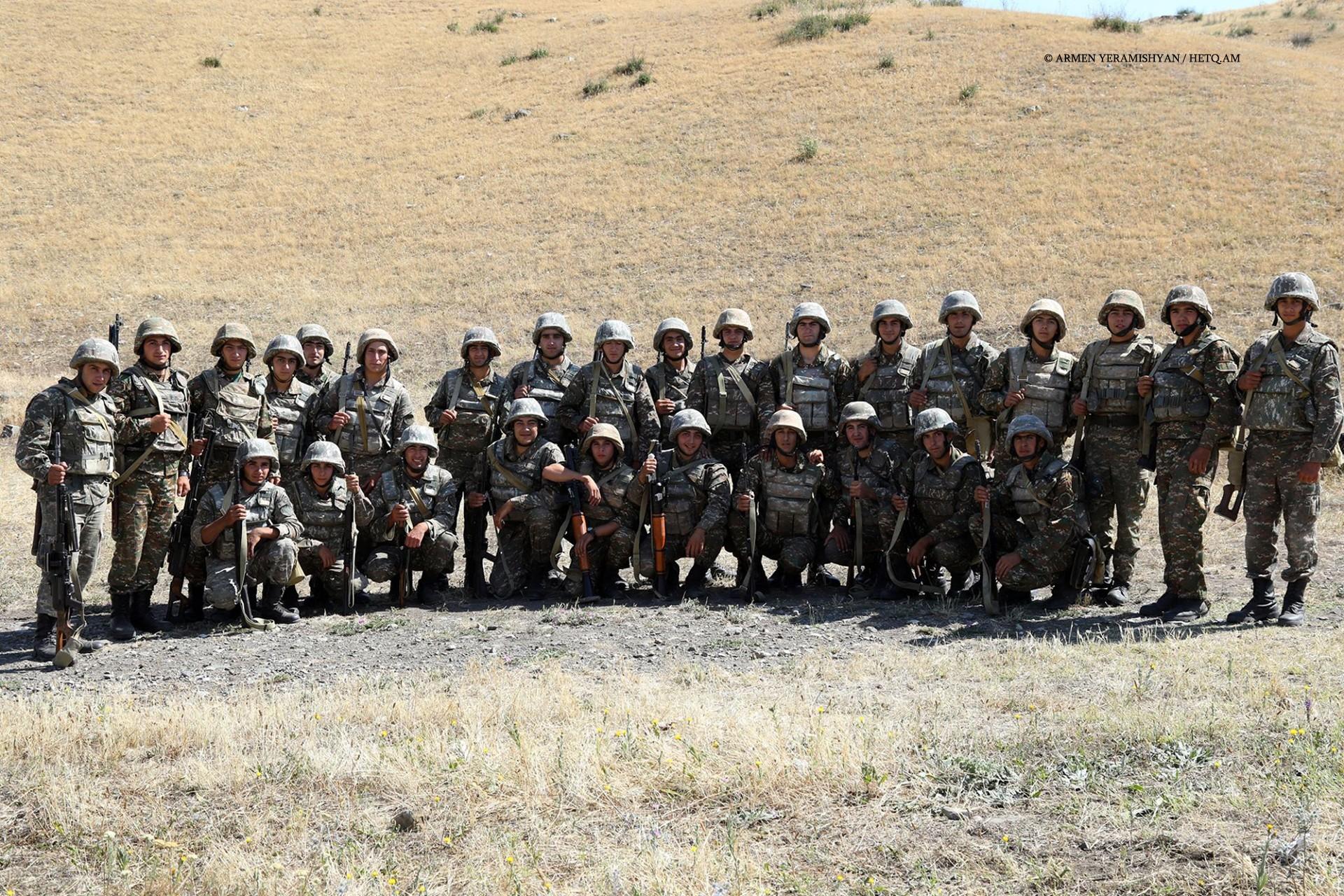 Պաշտպանության բանակի զինվորները (լուսանկարներ)