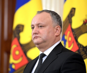 Moldova President Calls on Armenia and Azerbaijani to Resolve Their Differences Peacefully