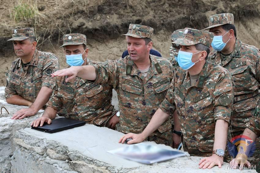 ԶՈՒ Գլխավոր շտաբի պետն այցելել է արևելյան ուղղությամբ գտնվող զորային նշանակության մի շարք օբյեկտներ