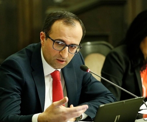 Armenian Health Ministry Denies News of Torosyan's Resignation