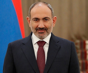 Премьер-министр вручил высокие награды героям победных боев Тавуша