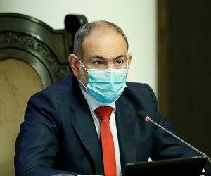 PM Pashinyan Says Children Attending School in Armenia Must Wear Masks