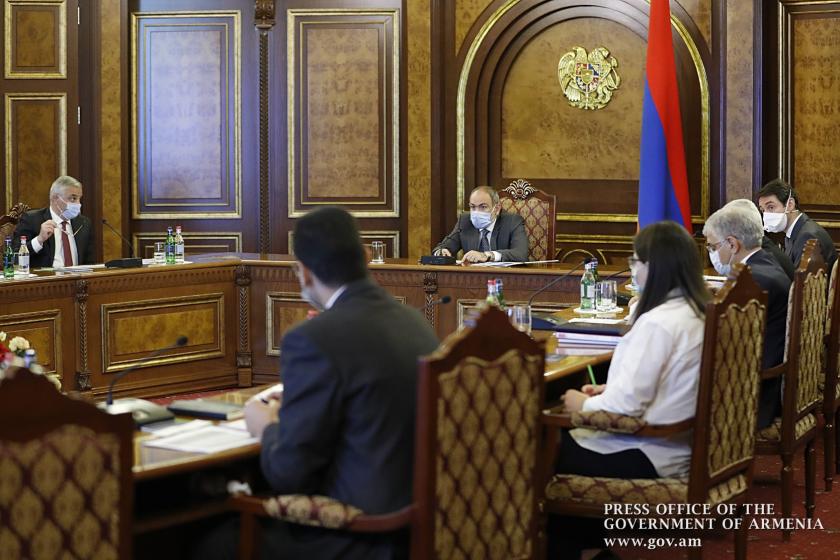Կառավարությունում քննարկվել է կապիտալ ծախսային ծրագրերի միջանկյալ կատարողականը