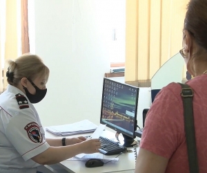 Armenian Police to Lebanese-Armenians: You Can't Drive in Armenia with Lebanese Driver's License