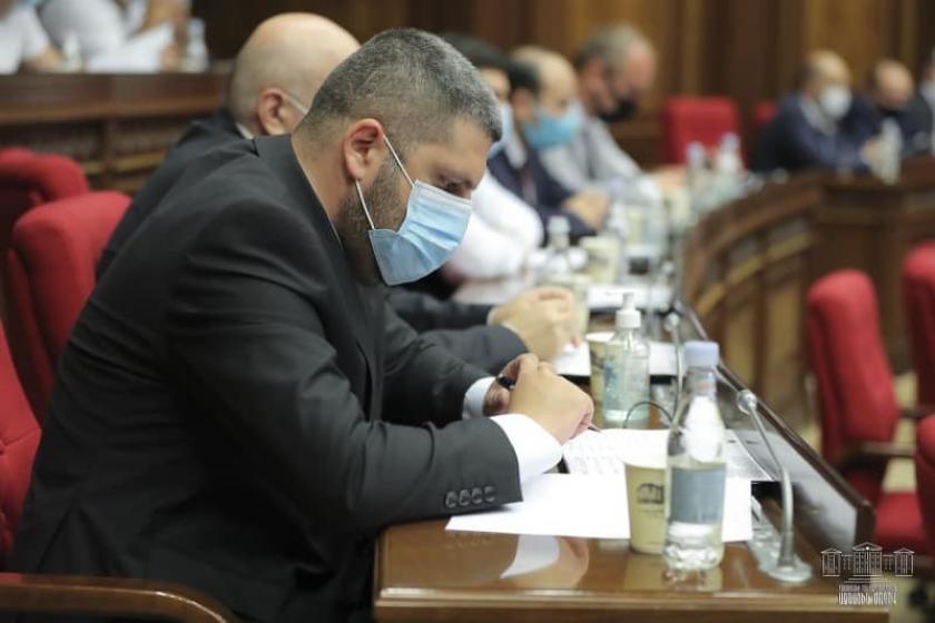 Արմեն Փամփուխչյանը վայր է դրել պատգամավորական մանդատը