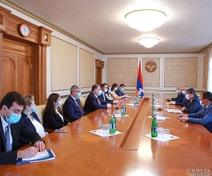 Президент Арутюнян принял делегацию Министерства иностранных дел РА