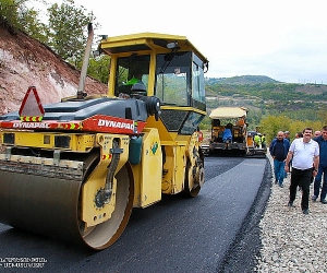Artsakh President Inspects Renovation of Karvatchar Roadway